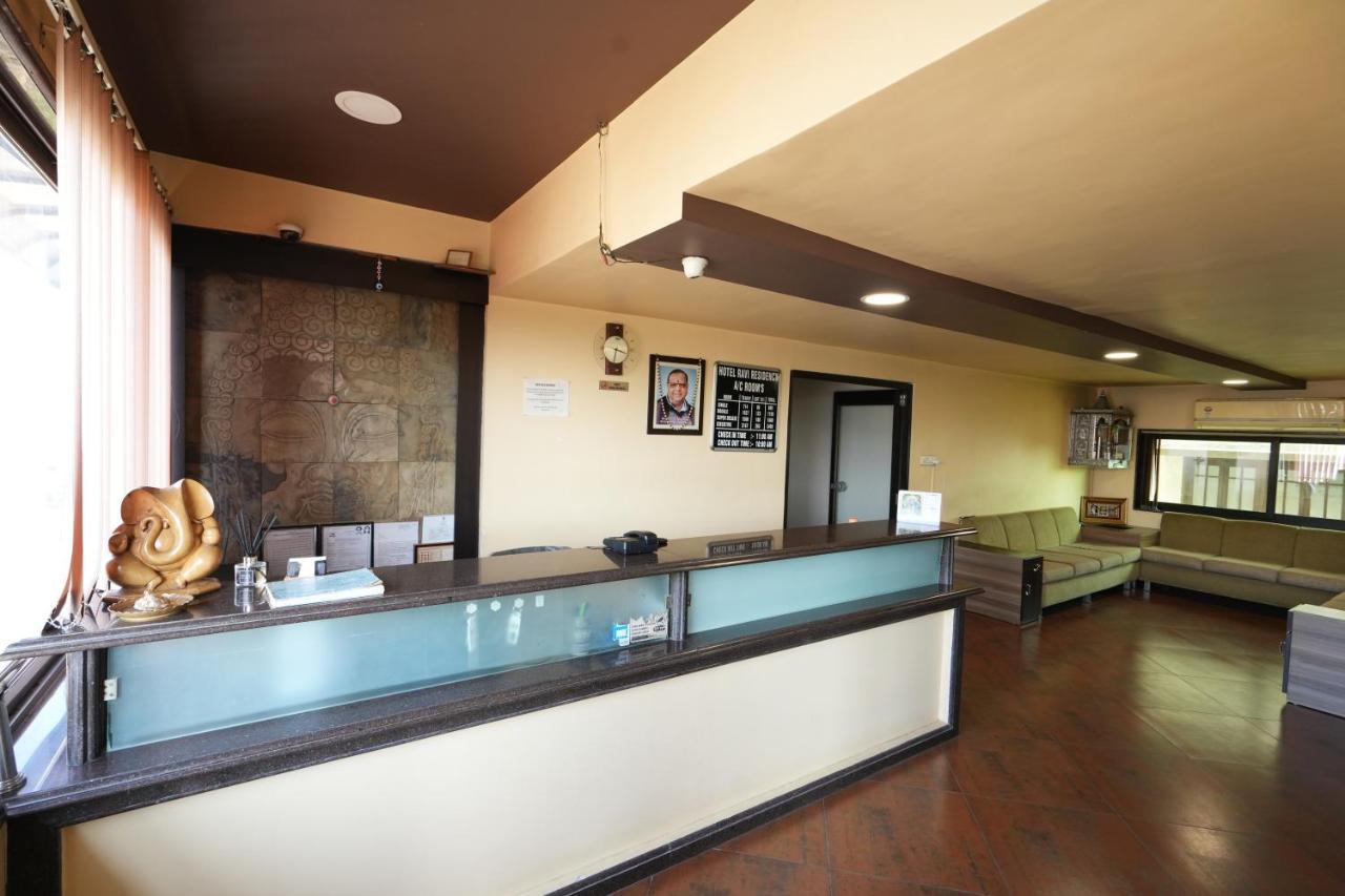 Hotel Ravi Residency Nadiad Bagian luar foto