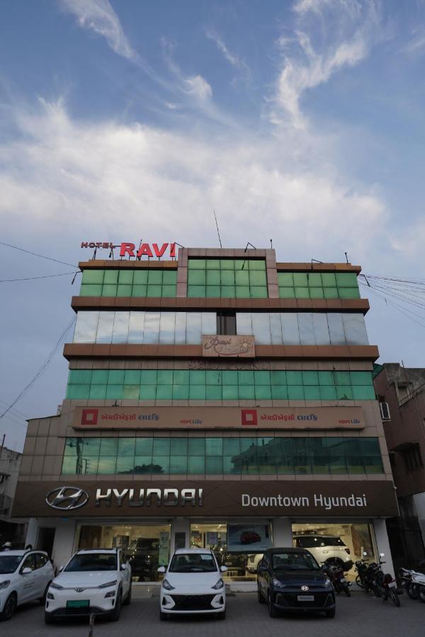 Hotel Ravi Residency Nadiad Bagian luar foto